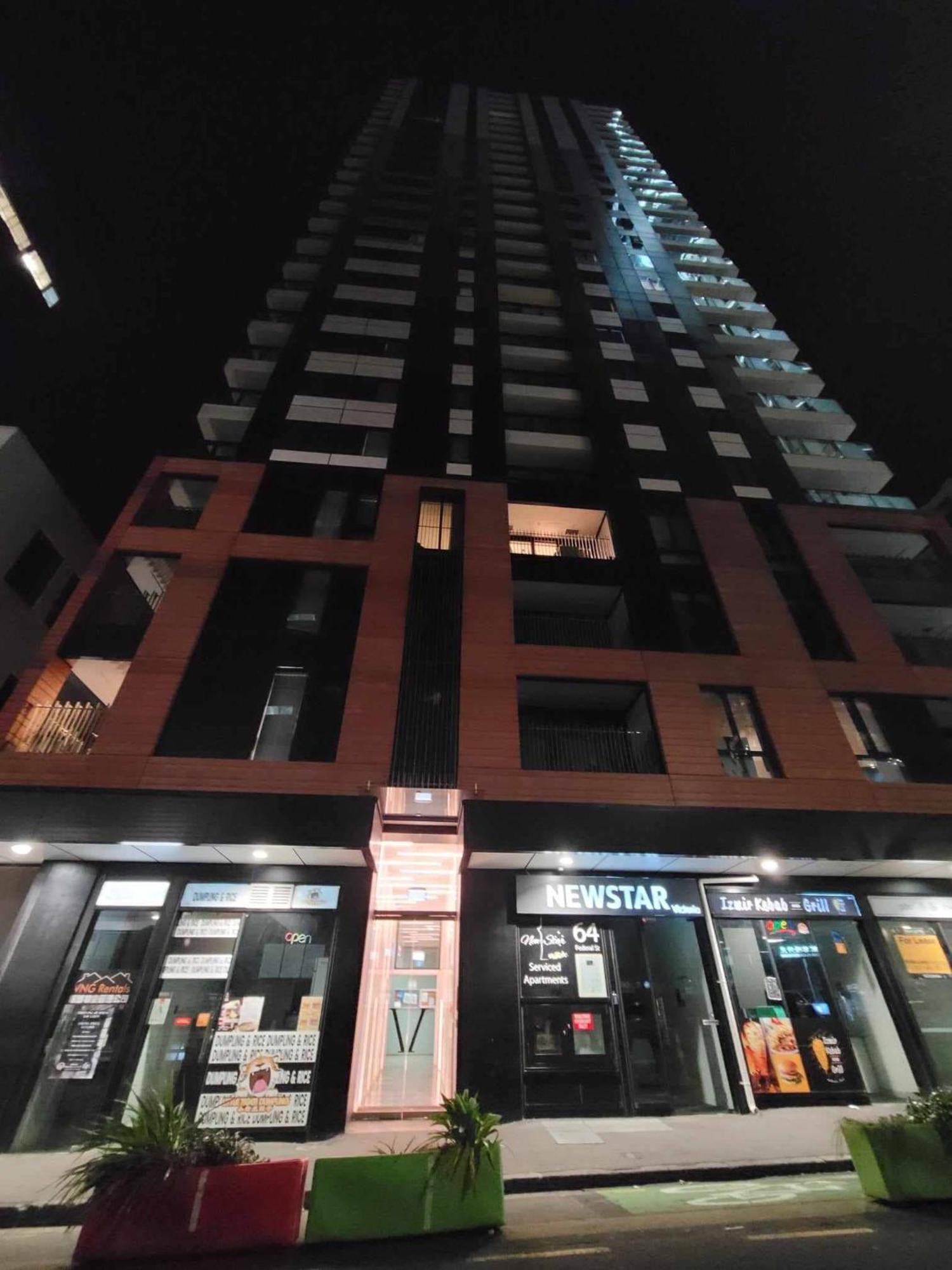 Sky Tower Just Next Door Free Parking Apartment